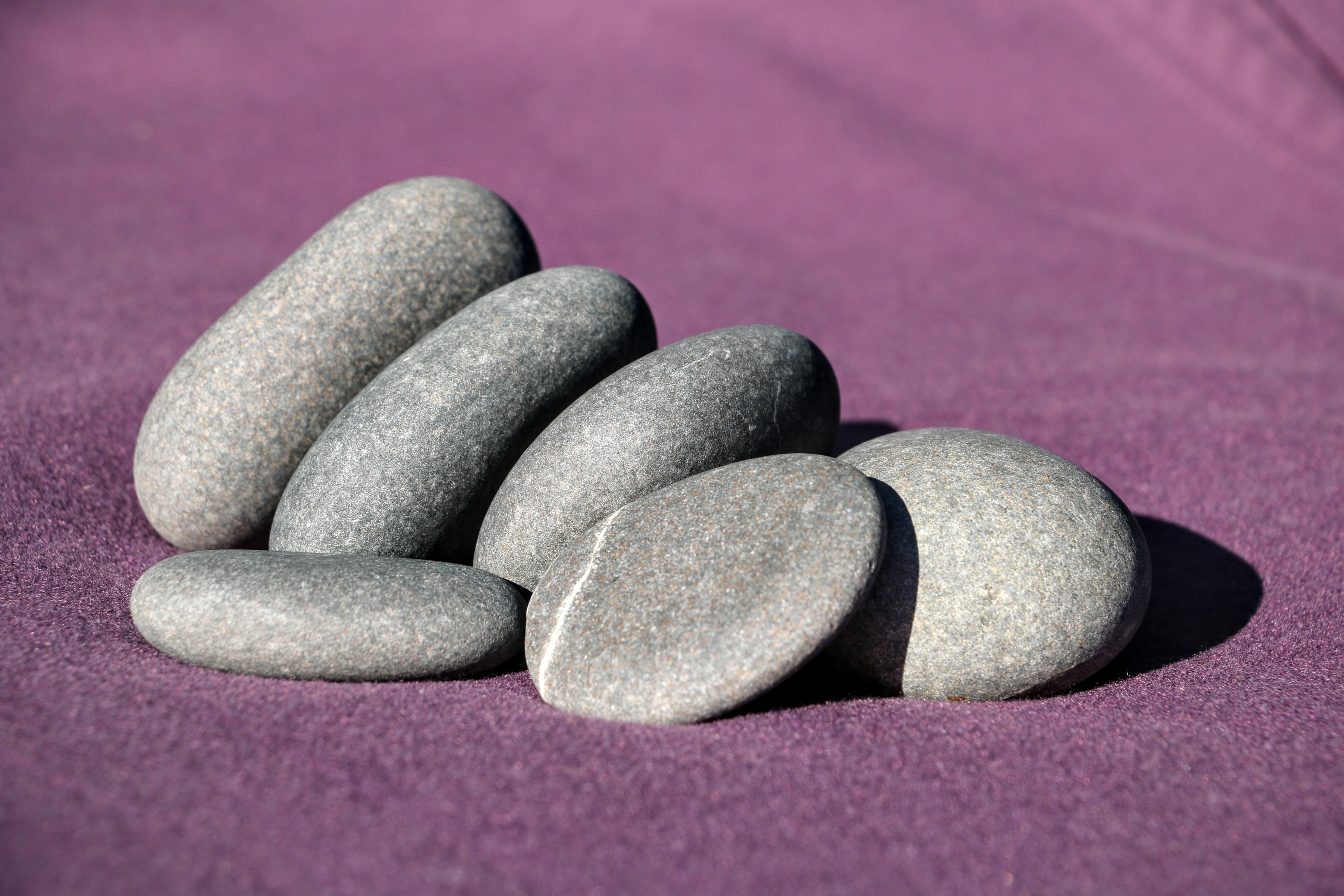 Vermelden donor Decoratie Massage met stenen - Energetische massage